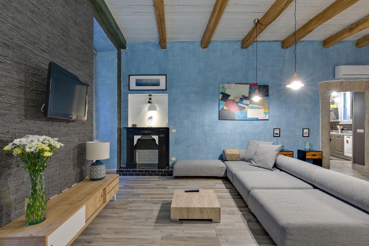 Rome As You Feel - Design Apartment At Colosseum Exterior photo